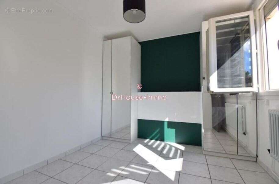 Appartement à MARSEILLE-12E