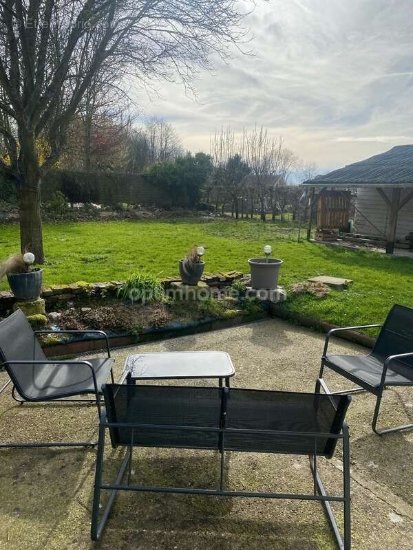 Maison à LA HAYE-AUBREE