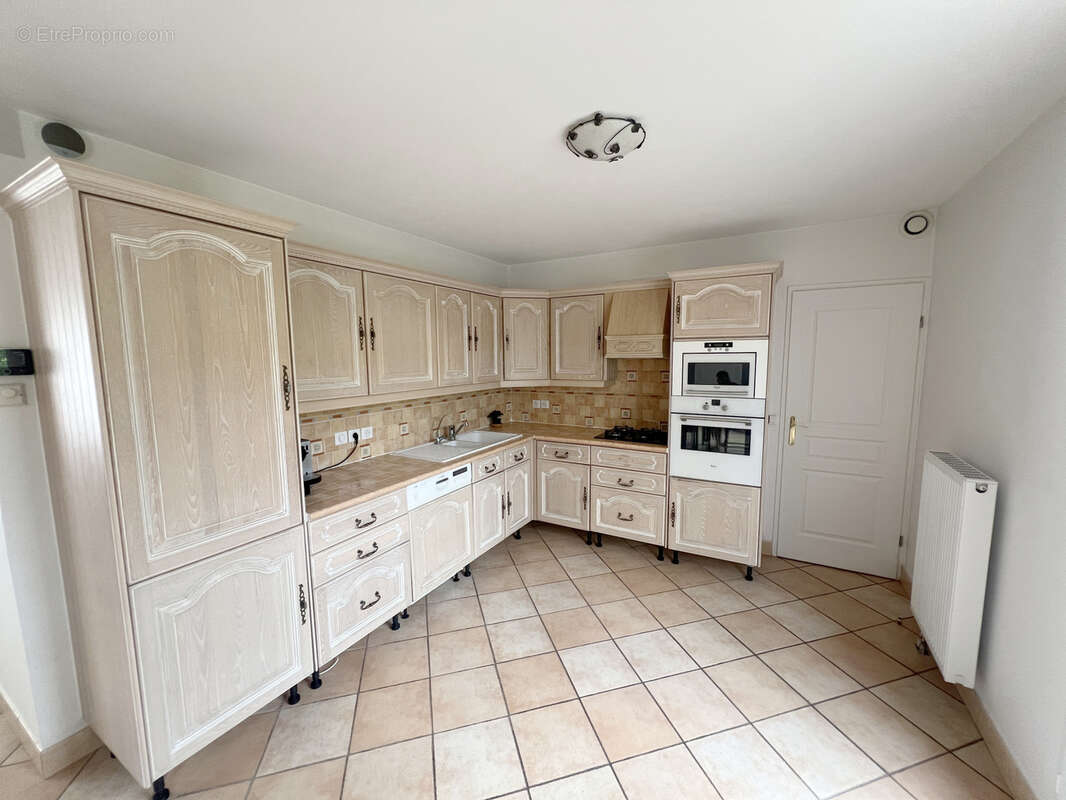 Maison à ROISSY-EN-BRIE