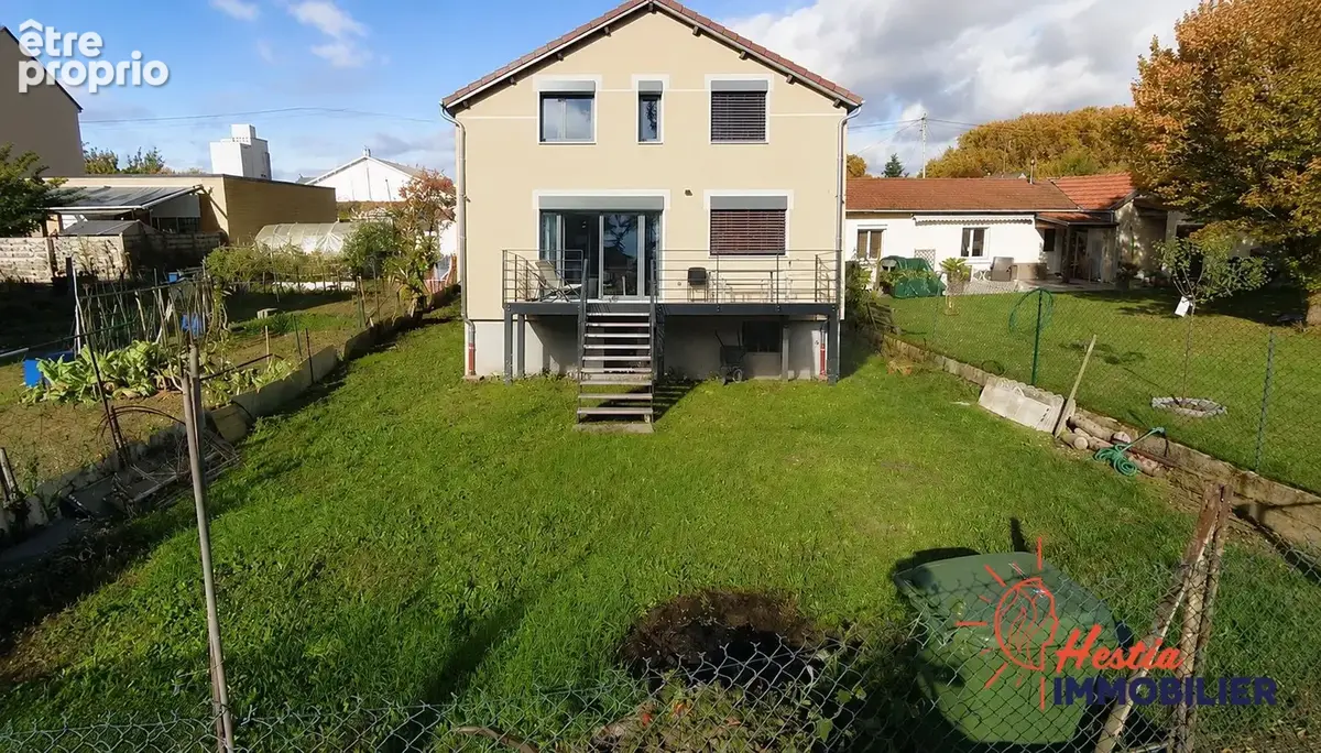 Terrain 764 m² à Chalons-En-Champagne  - photo 3