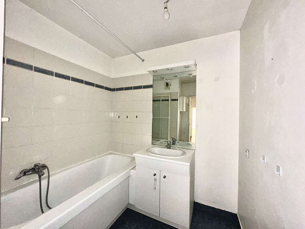 Appartement à MONTROUGE