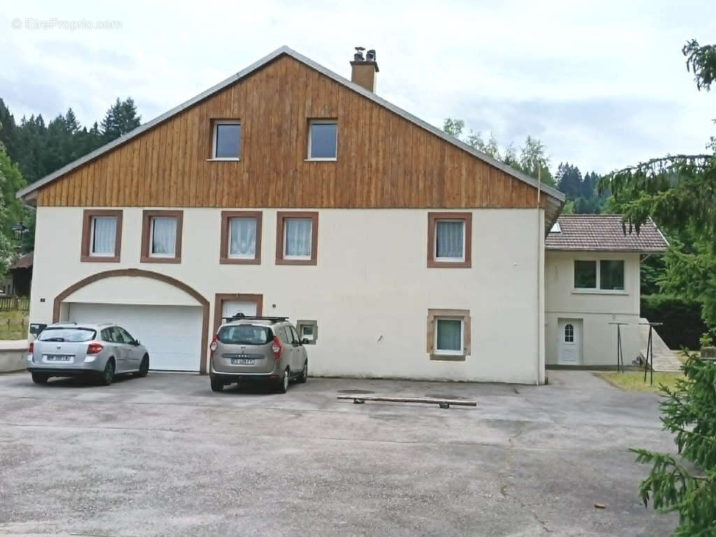 Grande Ferme Vosgienne rénovée au Valtin - photo 4