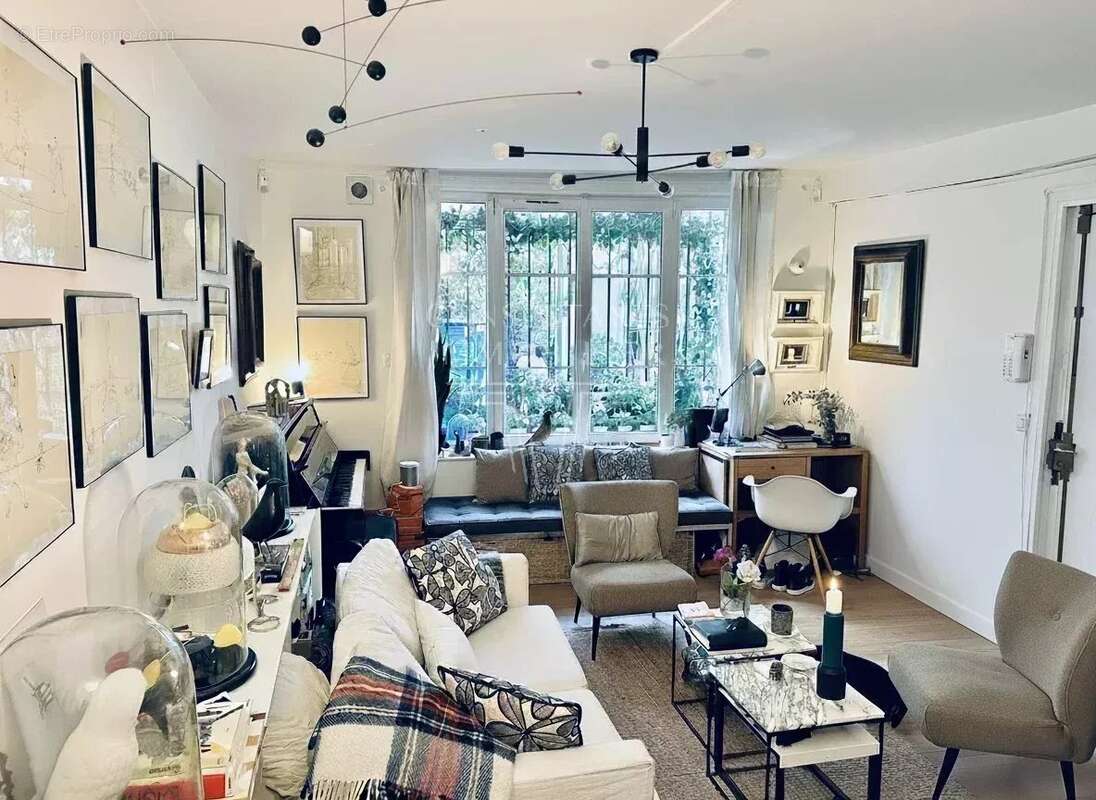 Appartement à PARIS-6E