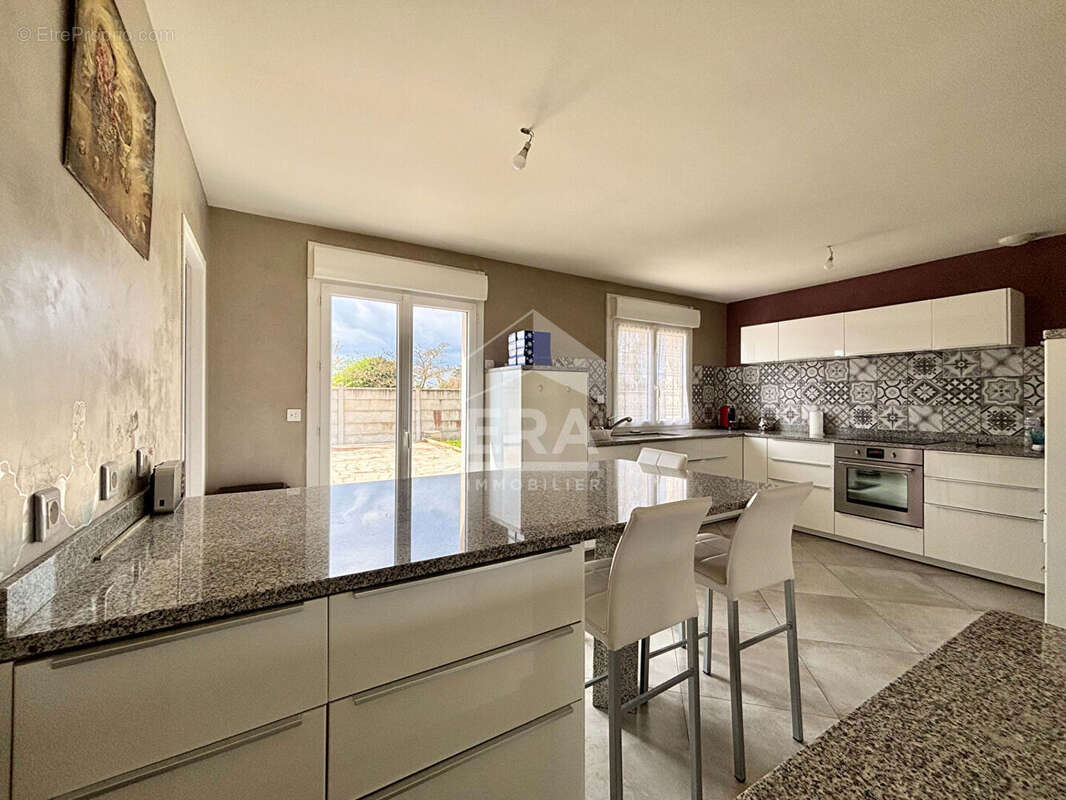 Maison à BALLANCOURT-SUR-ESSONNE