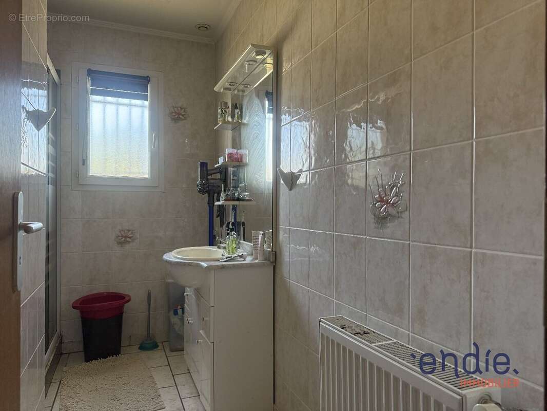 Ensemble immobilier de 160m2 - photo 5
