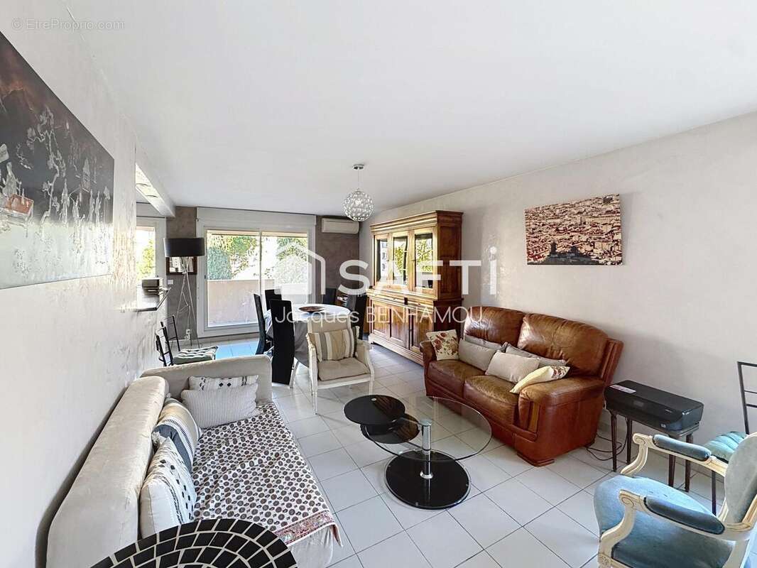 Photo 4 - Appartement à MARSEILLE-5E