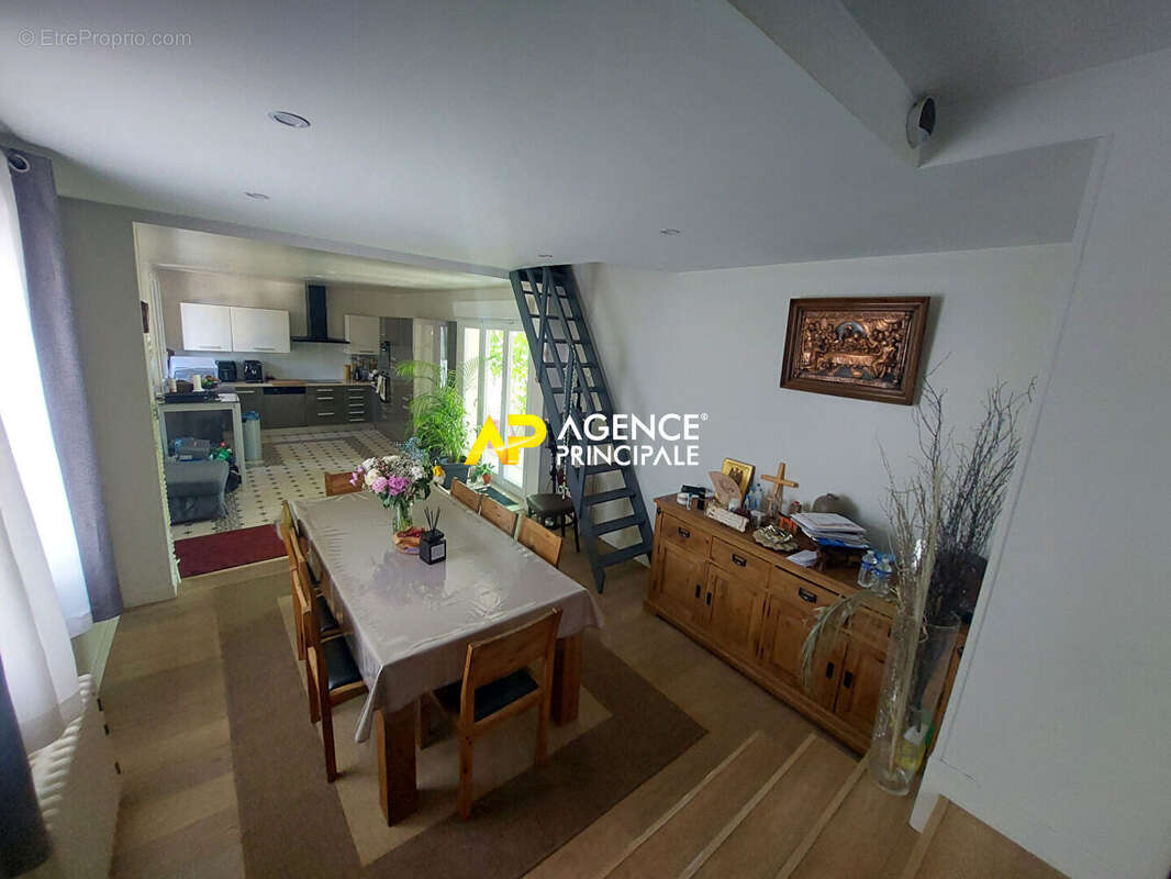 Maison à BEZONS