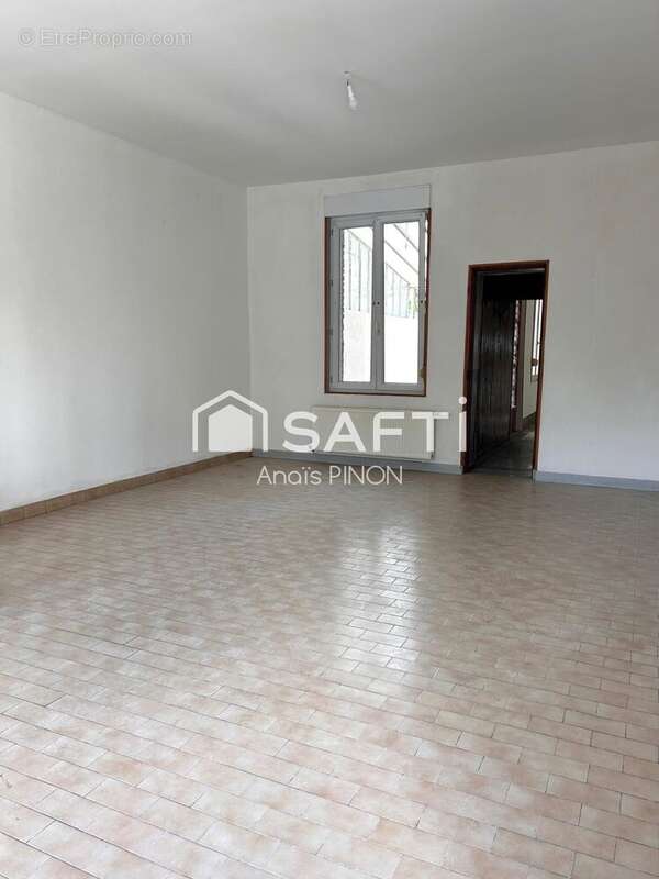 Photo 3 - Maison à SAINT-QUENTIN