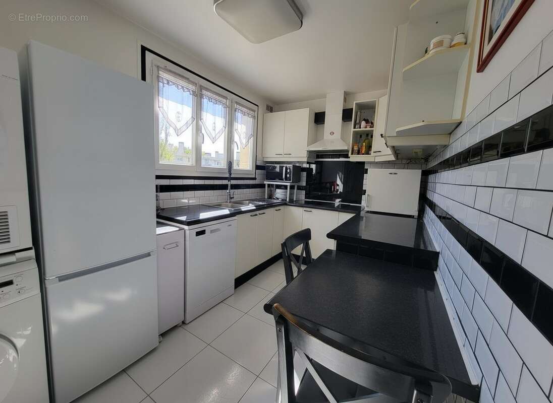 Appartement à ROSNY-SOUS-BOIS