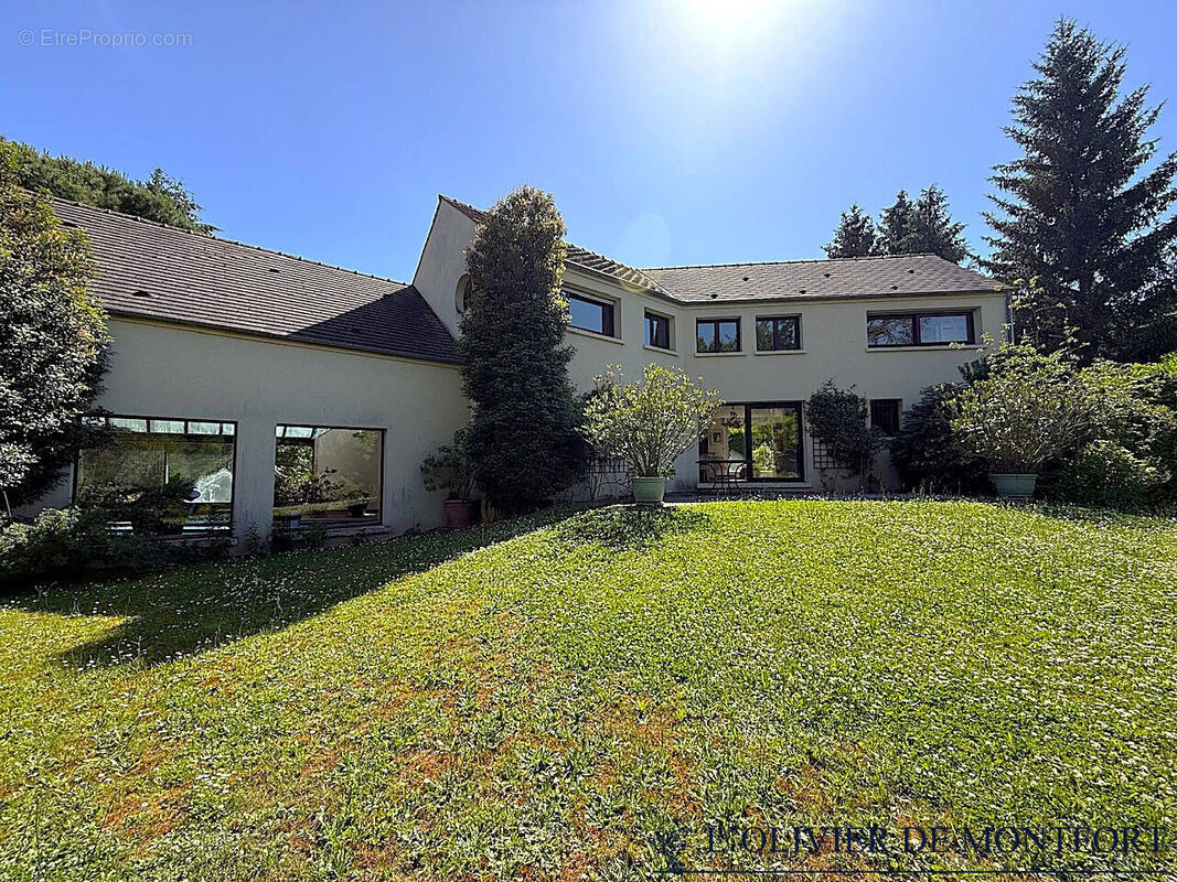 Maison à MONTFORT-L'AMAURY