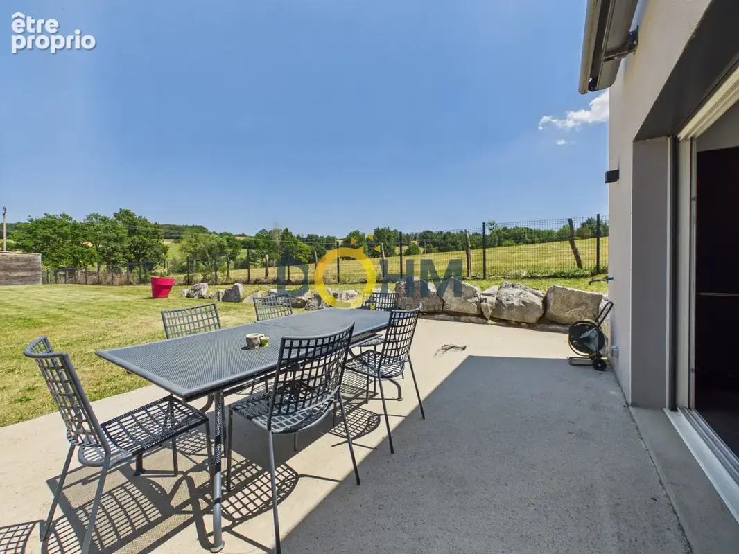 Maison familiale de 177 m2 - Garage double - Toit terrasse - Hauteur de La Fouillouse - Calme - Aucuns vis-à-vis - photo 2