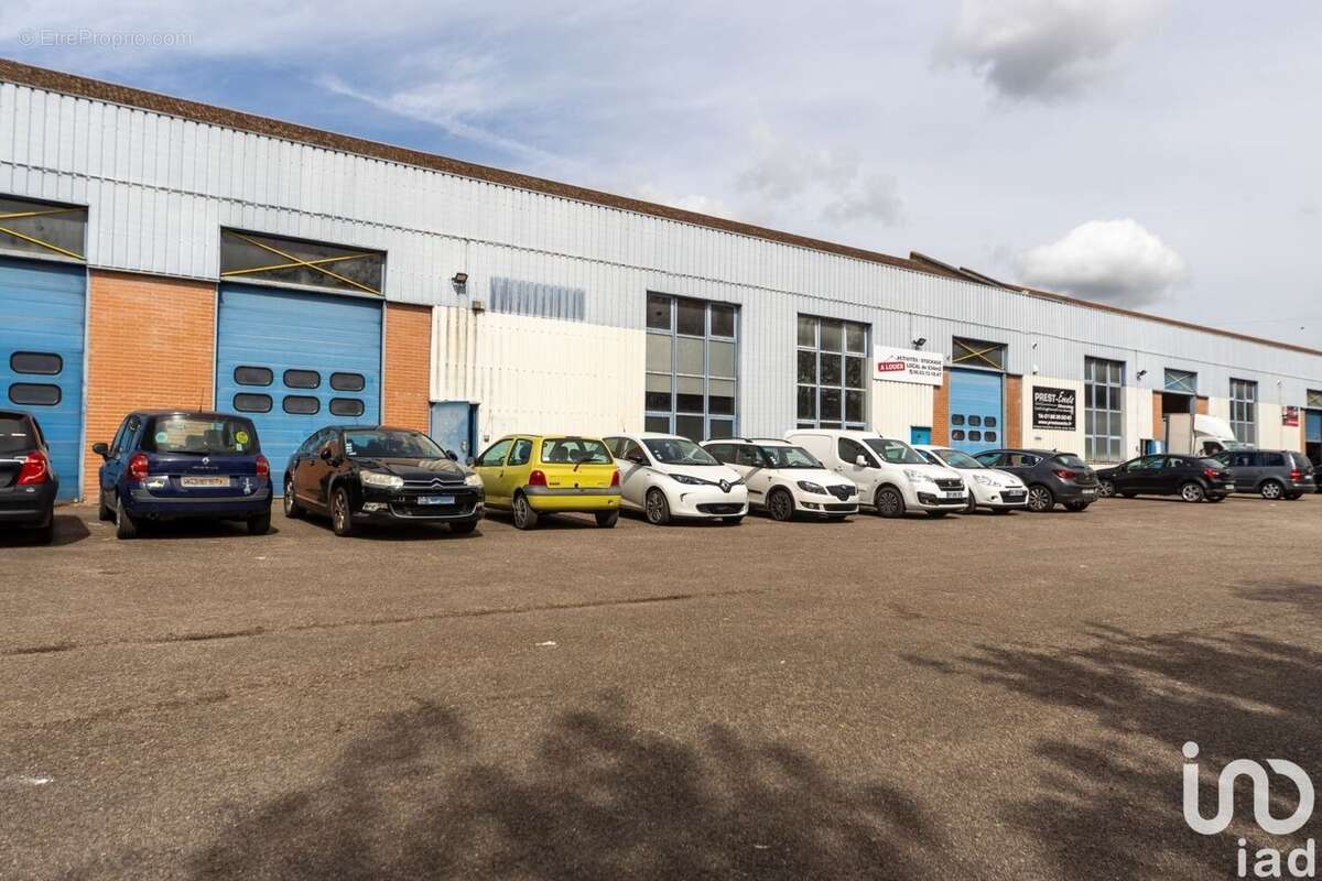 Photo 4 - Commerce à MANTES-LA-VILLE