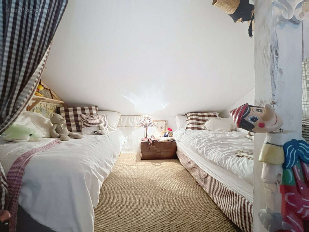Charmante Maison de 60m² sur son Terrain de 2000m² à Valdeblore ! - photo 9