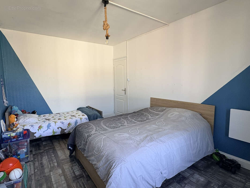 Maison à CHAMPROND-EN-GATINE