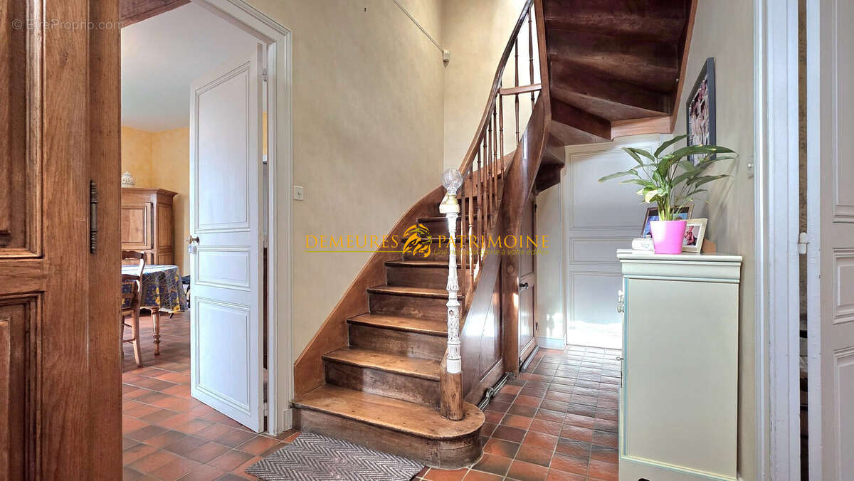 Maison à CHAMPNIERS