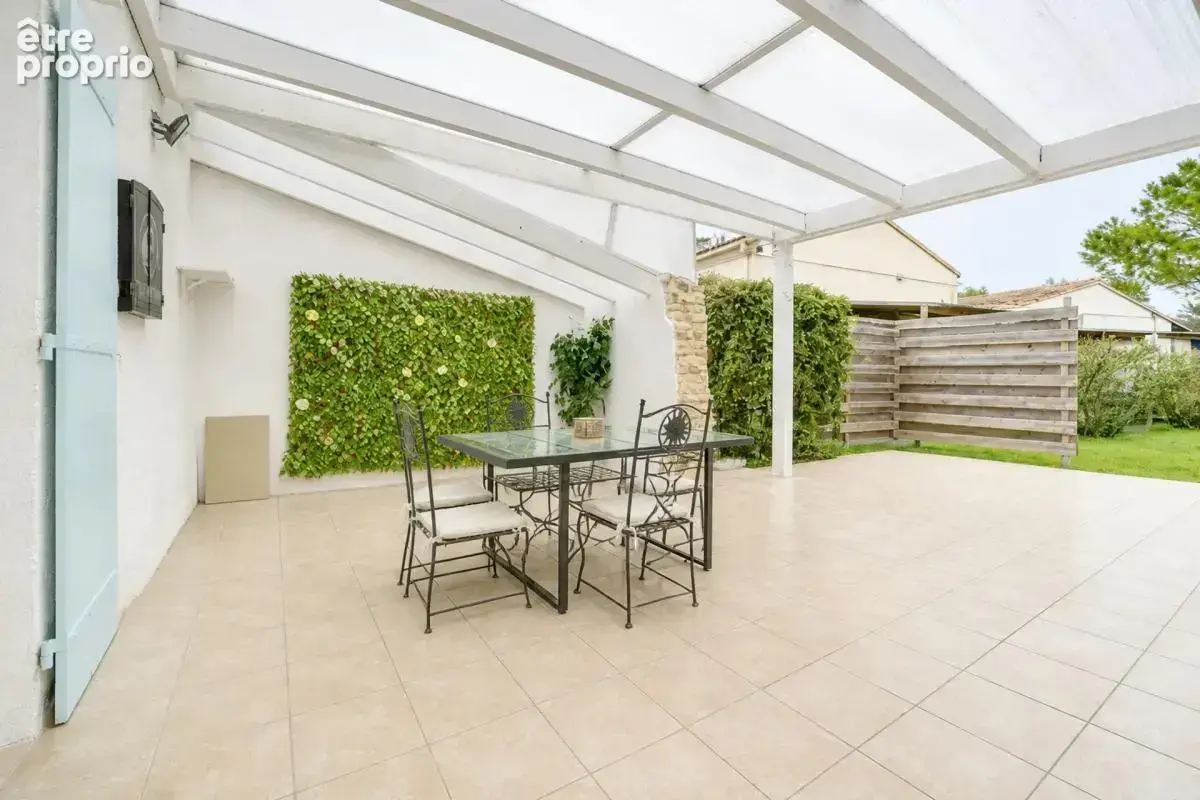 Ensemble de 4 maisons charentaises proche océan - photo 3