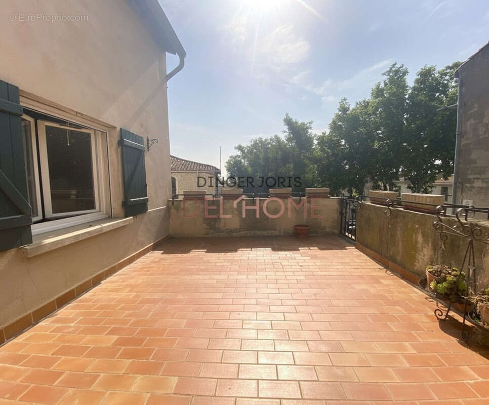 Maison à BELLEGARDE