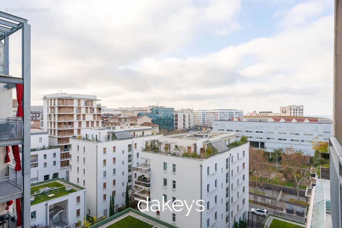 Appartement à MARSEILLE-3E