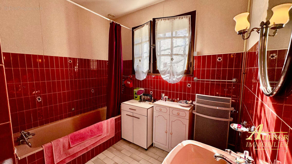 Maison à COULOUNIEIX-CHAMIERS