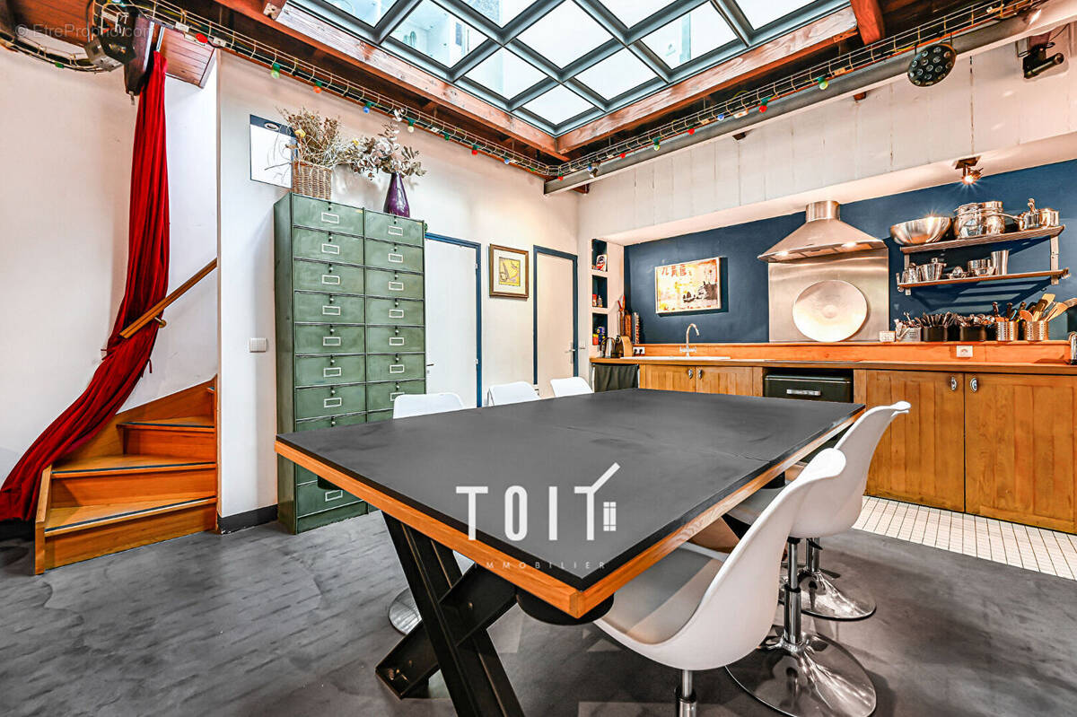 Appartement à PARIS-14E