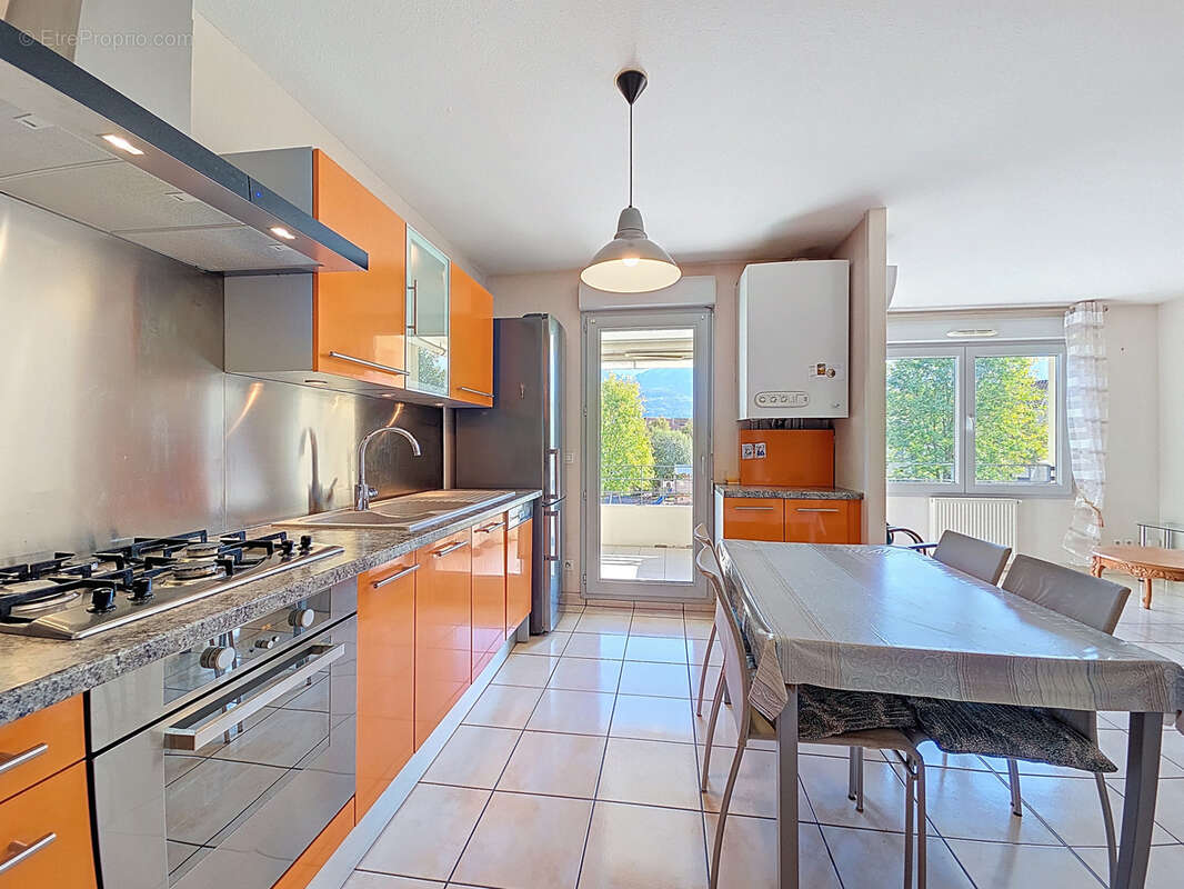 Appartement à CROLLES