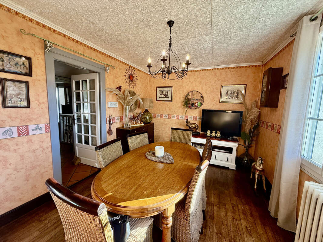 Maison à SARLAT-LA-CANEDA