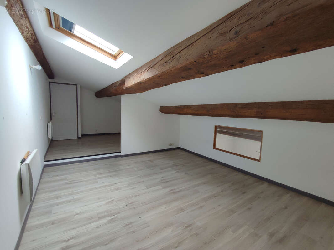 Immeuble de rapport de 300m2 avec 6 lots à Coursan - photo 6