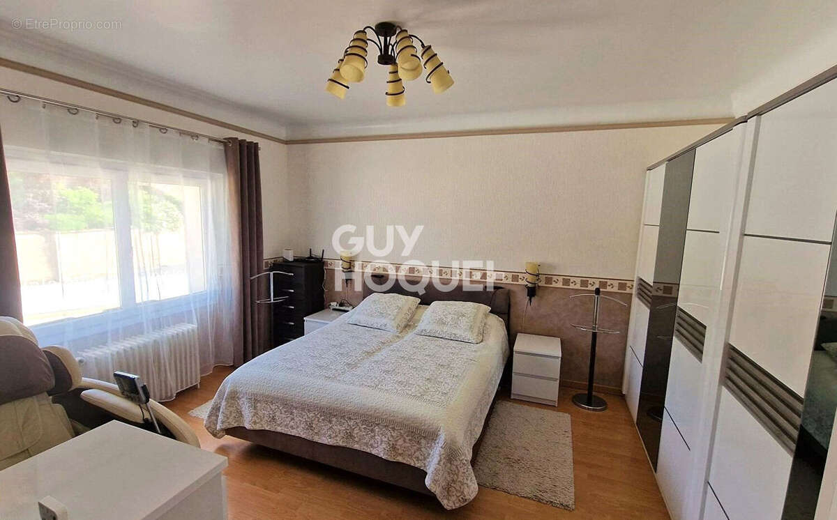 Maison à JAUNAY-CLAN