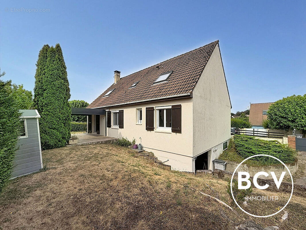 Maison à COLTAINVILLE