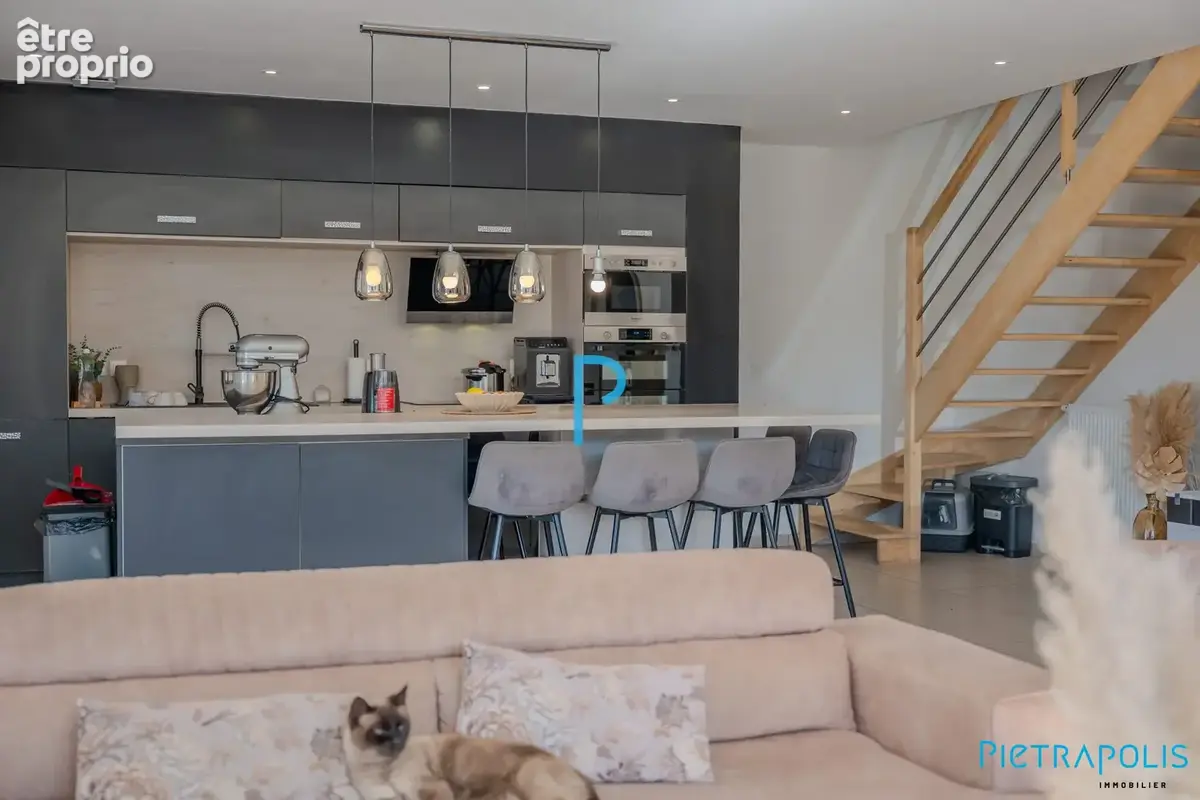 Maison 6 pièces 138 m² à vendre à Pontcharra-Sur-Turdine (69490) - photo 4