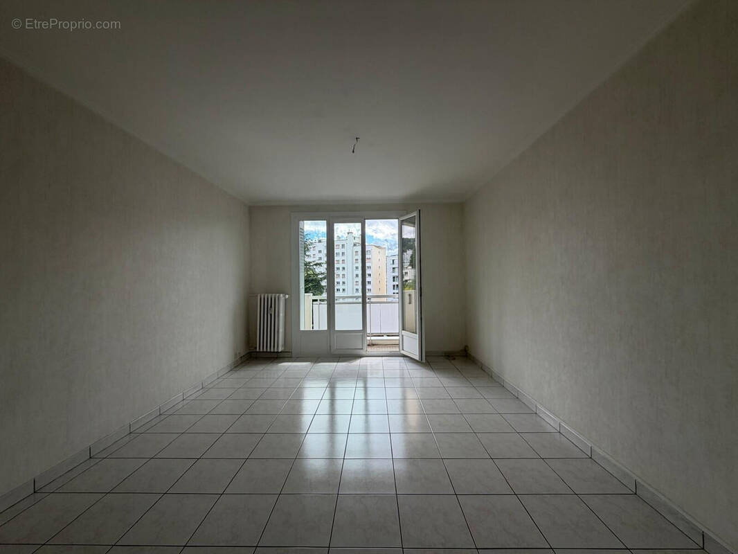 Photo 1 - Appartement à SAINT-ETIENNE