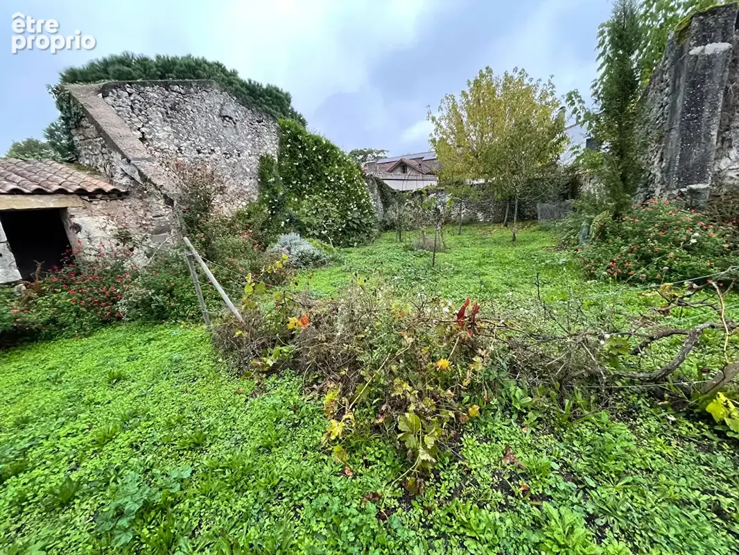 Garage avec potentiel - photo 2