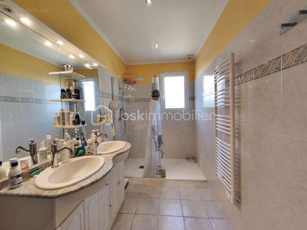 Maison à VILLENEUVE