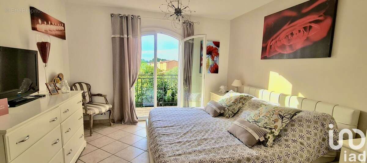 Photo 4 - Maison à LA LONDE-LES-MAURES