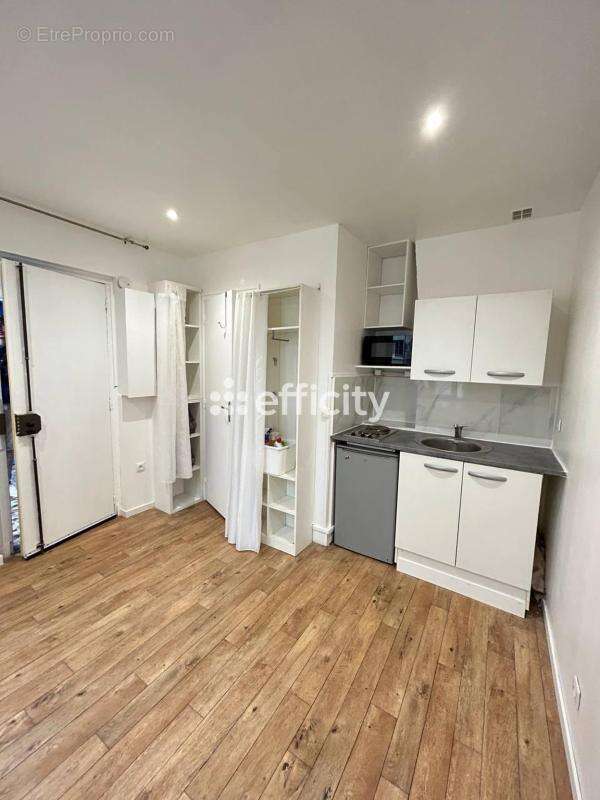 Appartement à PARIS-11E