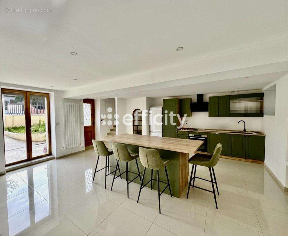 Maison 115 m² à Iverny  - photo 2