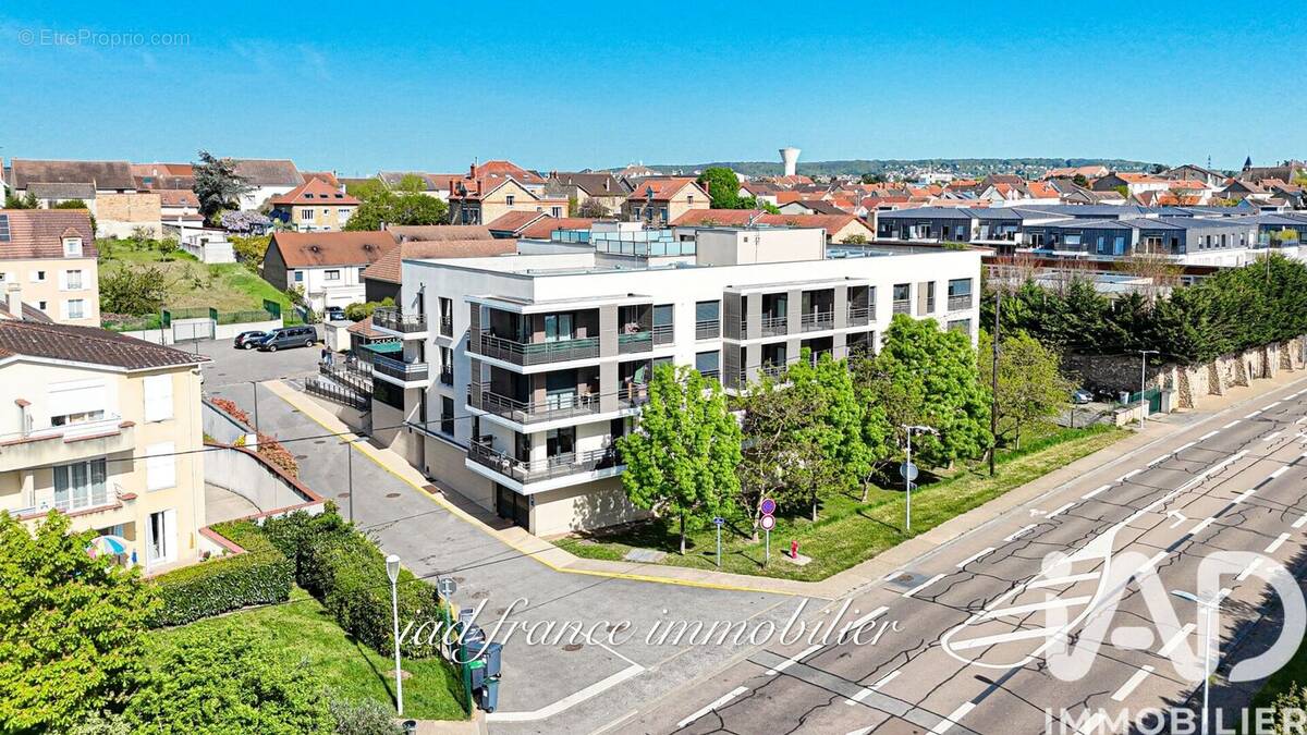 Photo 1 - Appartement à CARRIERES-SOUS-POISSY