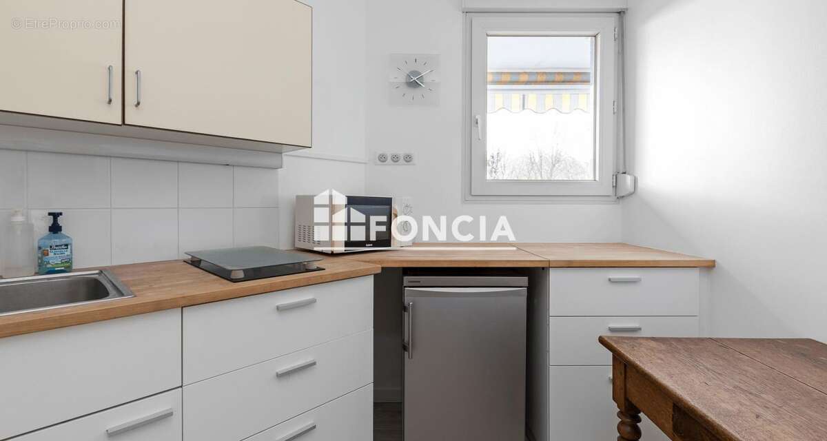 Appartement à MONT-SAINT-AIGNAN