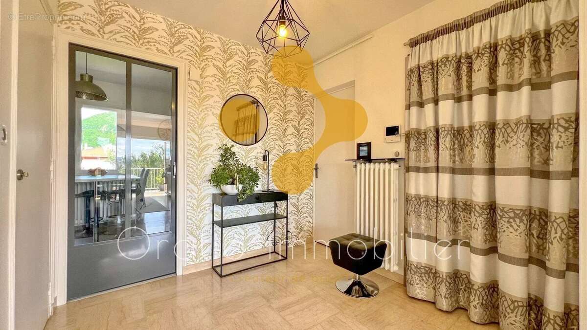 Appartement à ANNECY-LE-VIEUX