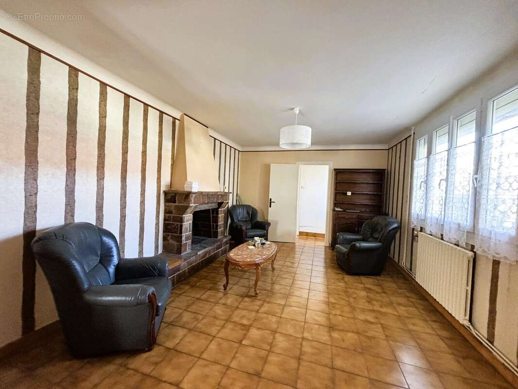 Maison à RIEUX-MINERVOIS