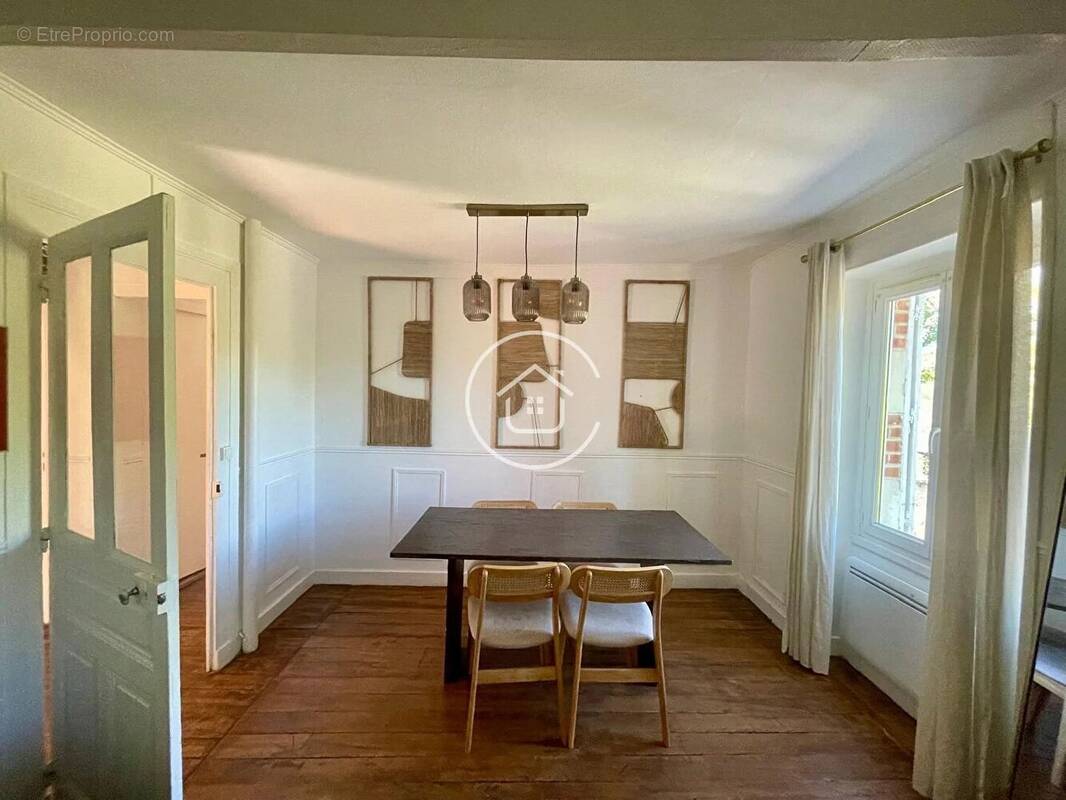 Appartement à SAINT-GERVAIS-LA-FORET
