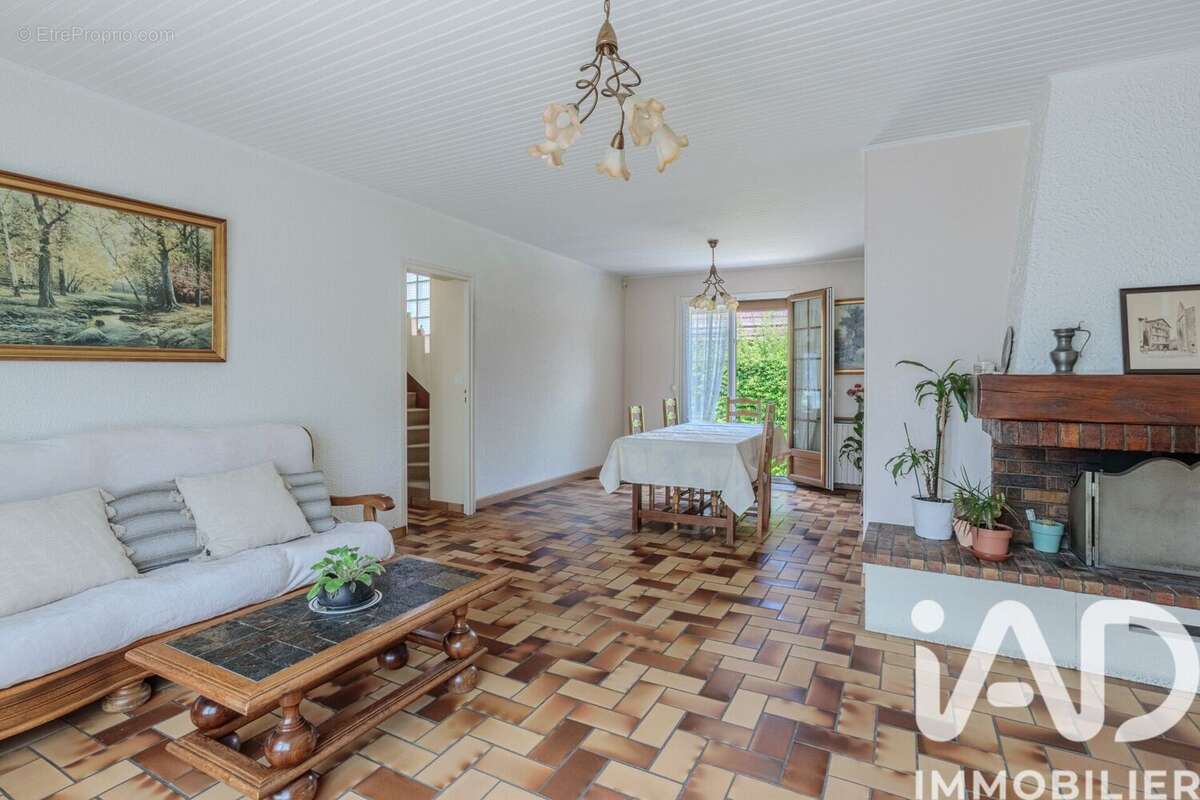 Photo 2 - Maison à MASSY