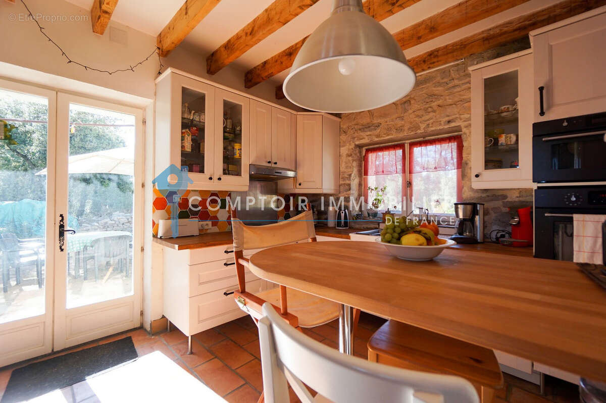 SECTEUR QUISSAC : Propriété comprenant 1 habitation principale et 3 gîtes avec piscine - photo 6