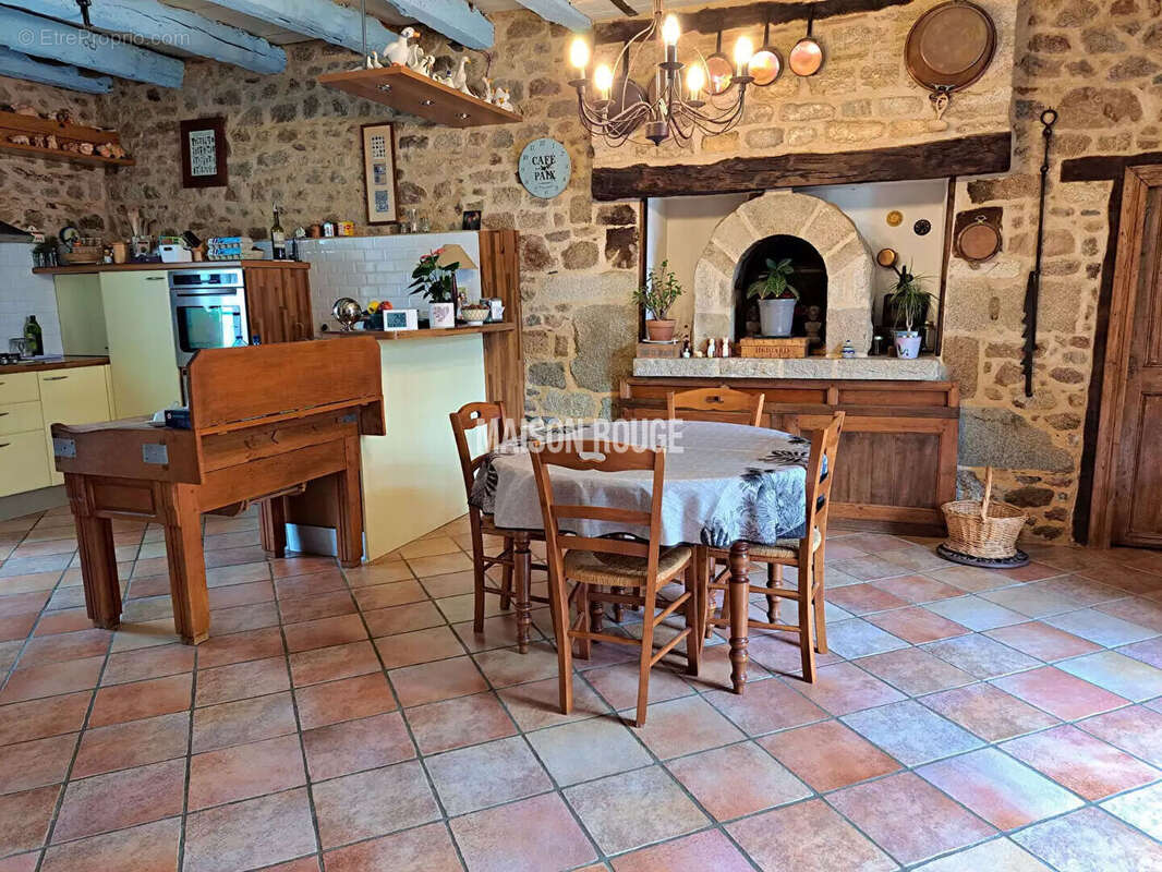 Maison à LA BAUSSAINE
