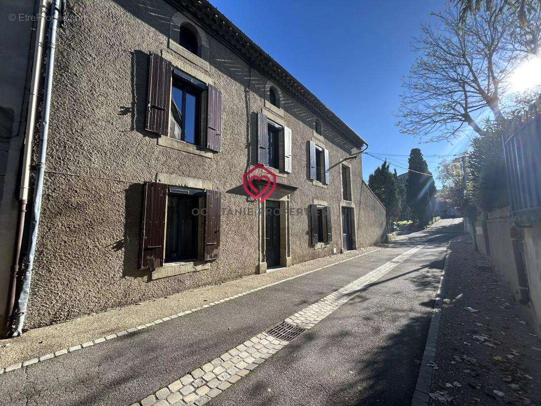 Maison de caractère avec deux gites et jardin clos - photo 18