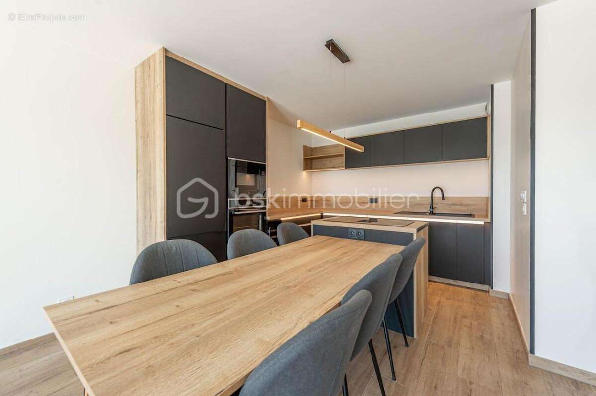Magnifique T3 en rez-de-jardin / Place de parking / Cave / Garage en sus - photo 3