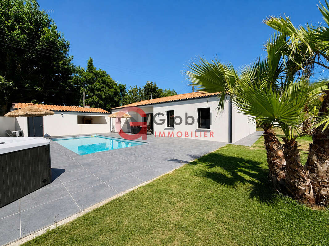 Maison à BENET