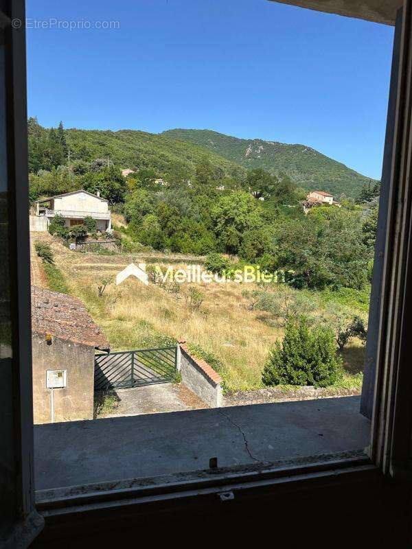 Appartement à LE BOUSQUET-D'ORB