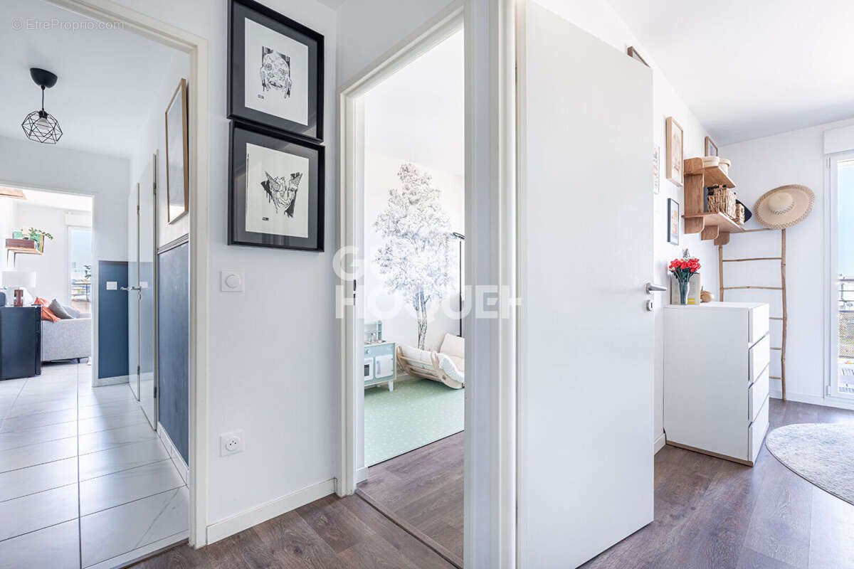 Appartement à COLOMBES