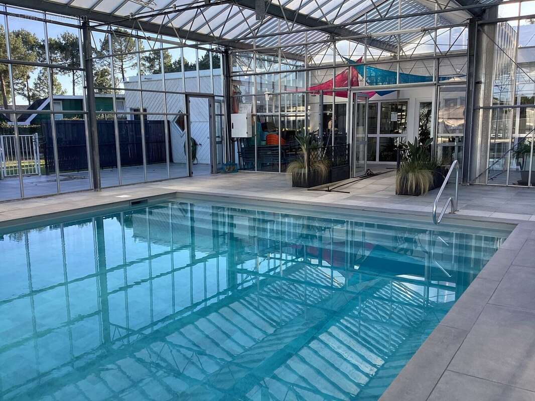 PISCINE COUVERTE - Appartement à LE VERDON-SUR-MER